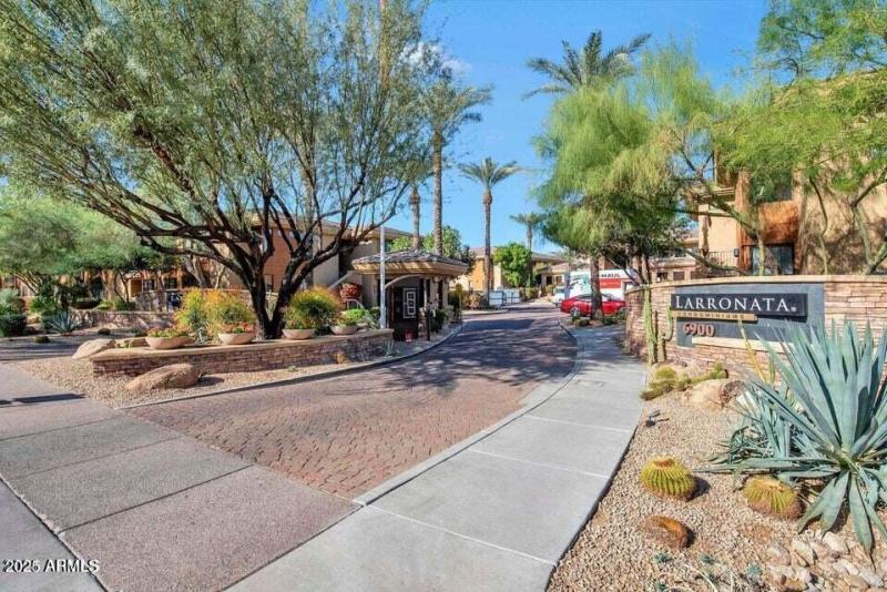 20211115222720612068000000-o