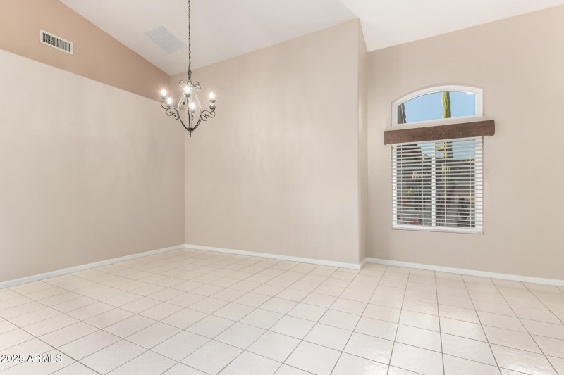 8807 E SAGUARO BLOSSOM RD