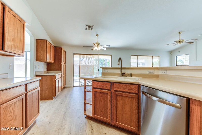 6911 W Monte Lindo Glendale AZ-large-017