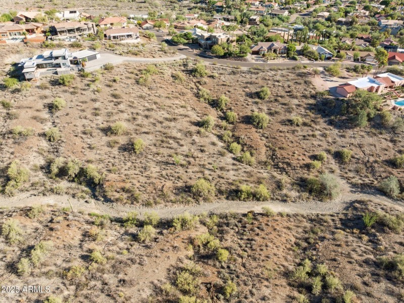 6-web-or-mls-16050-n-overlook-ct