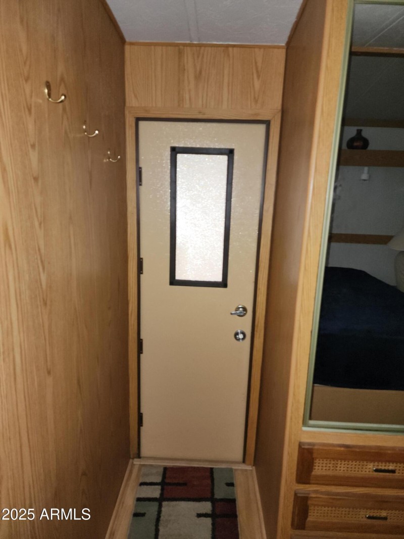 47. Indoor access to Arizona Room