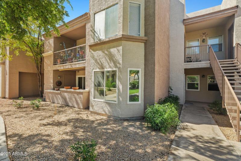 1-web-or-mls-17017 N 12th St 1002 Done--