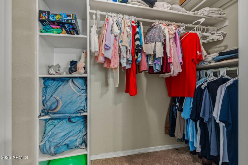 46-web-or-mls-17017 N 12th St 1002 Done-