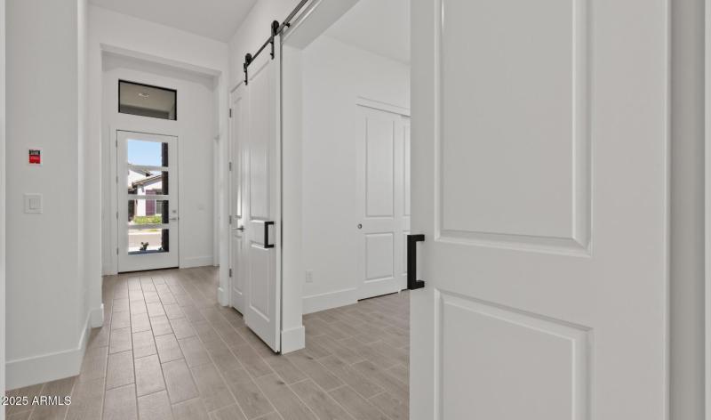 FSVV Lot #68 Entryway (Large)