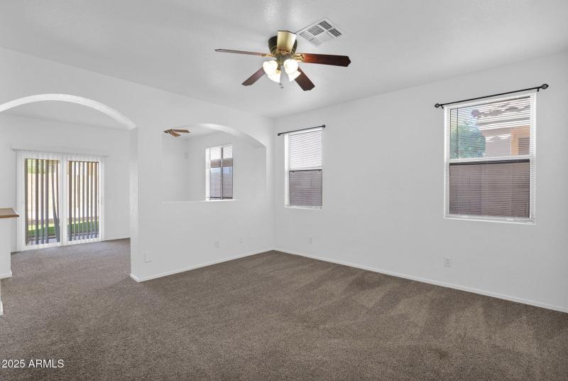 10-web-or-mls-P1315271