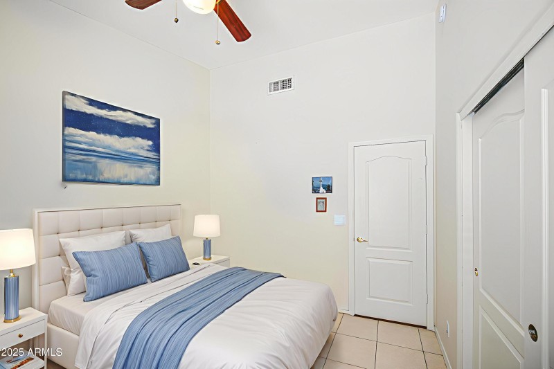 Bedroom-2-pic-2 - Bedroom - Standard - 6