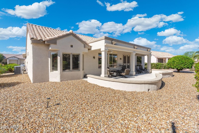 41-web-or-mls-QVB02081-HDR-Edit