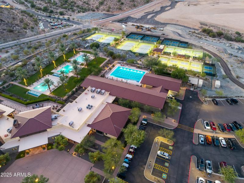 DJI_20251002182724_0303_D