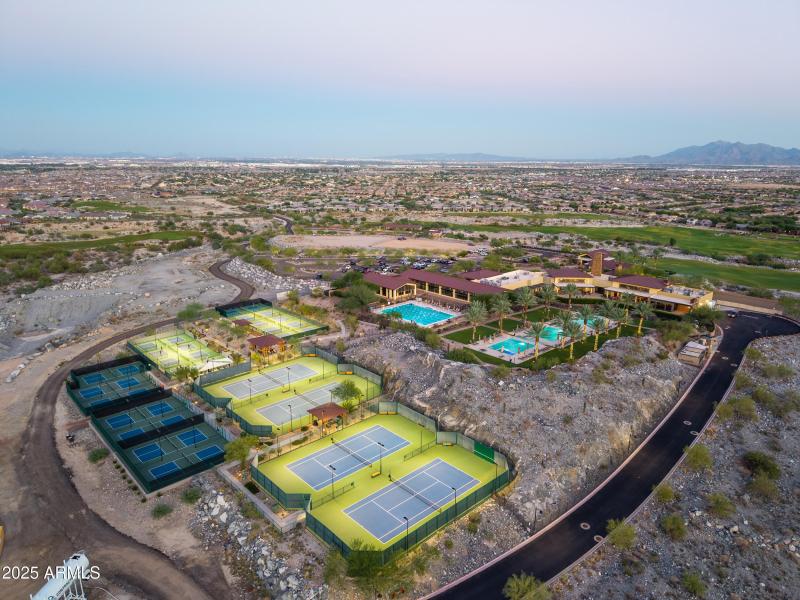 DJI_20251002182602_0295_D