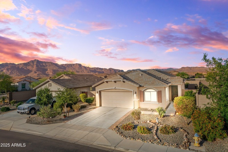 2-7577-S-Towel-Creek-Dr-1