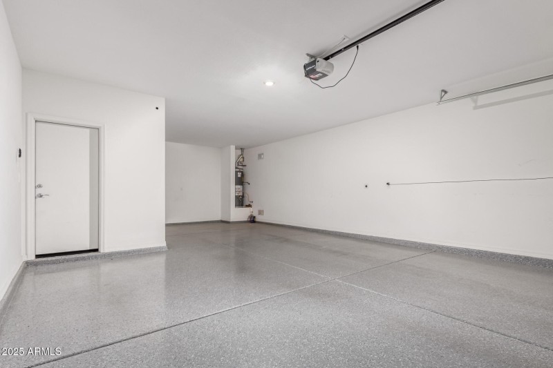 Tandem Garage w/epoxy