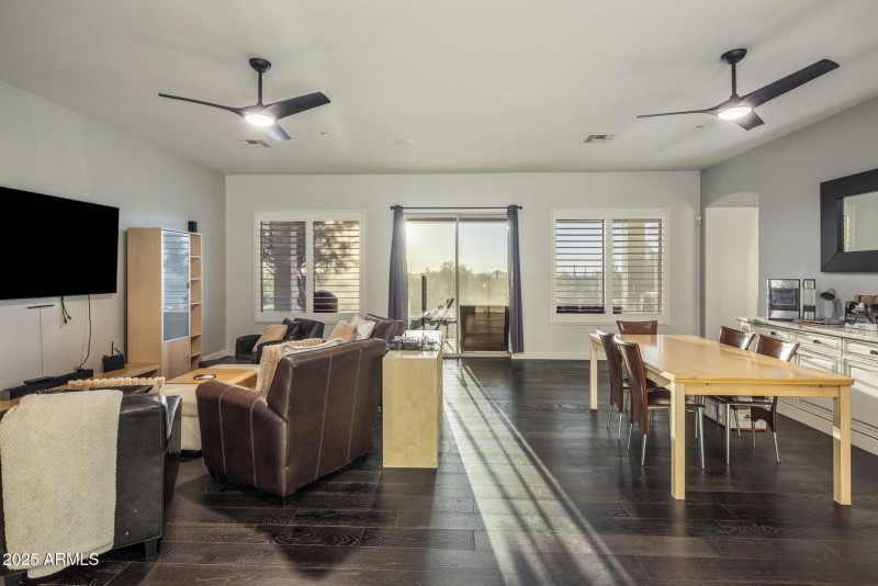 019_Formal Living Dining Areas 2