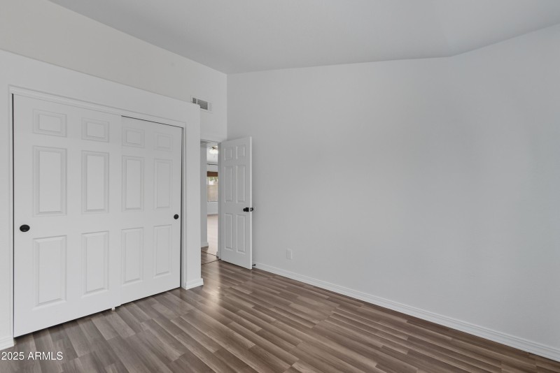 27-4219 E San Angelo Ave