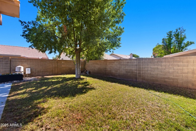 34-4219 E San Angelo Ave