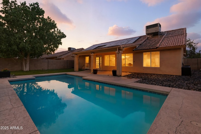 36-4219 E San Angelo Ave