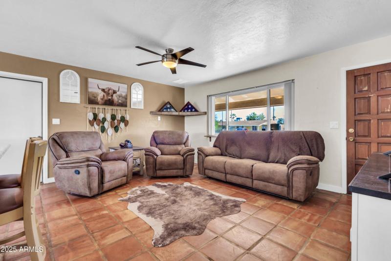 10434 E Albany St-10