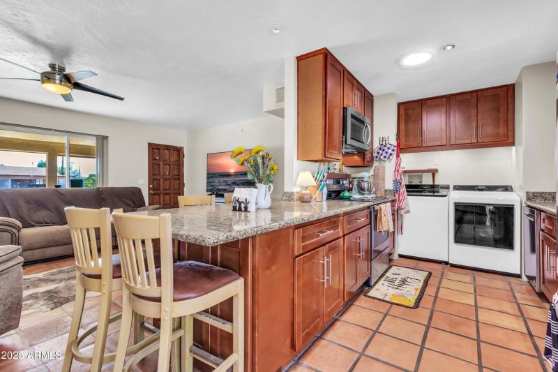 10434 E Albany St-16