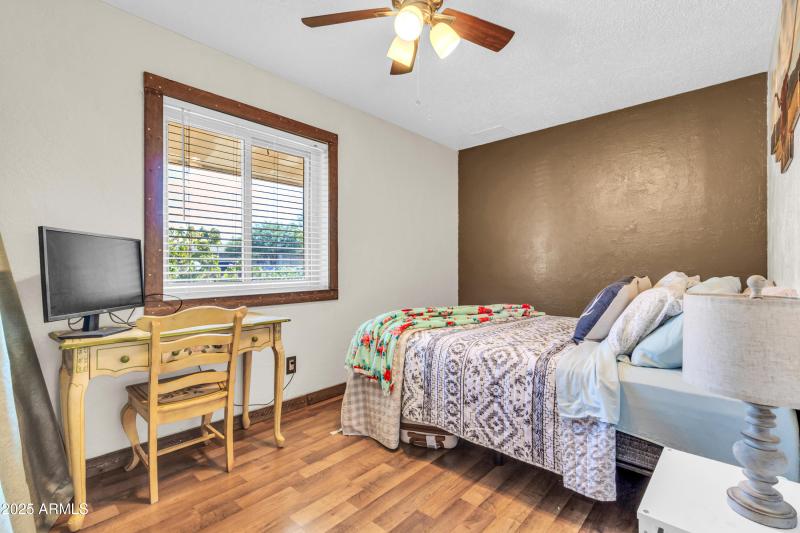 10434 E Albany St-26