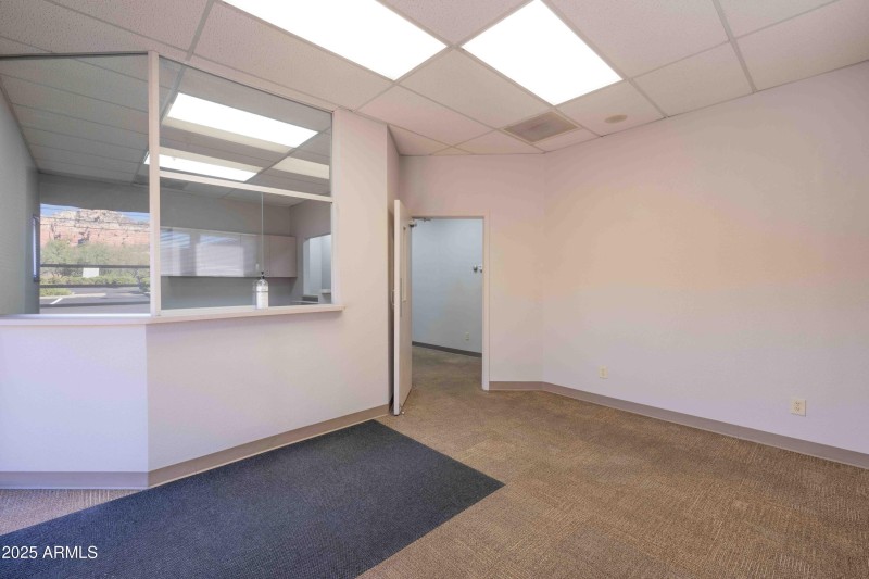Suite 113-End Cap