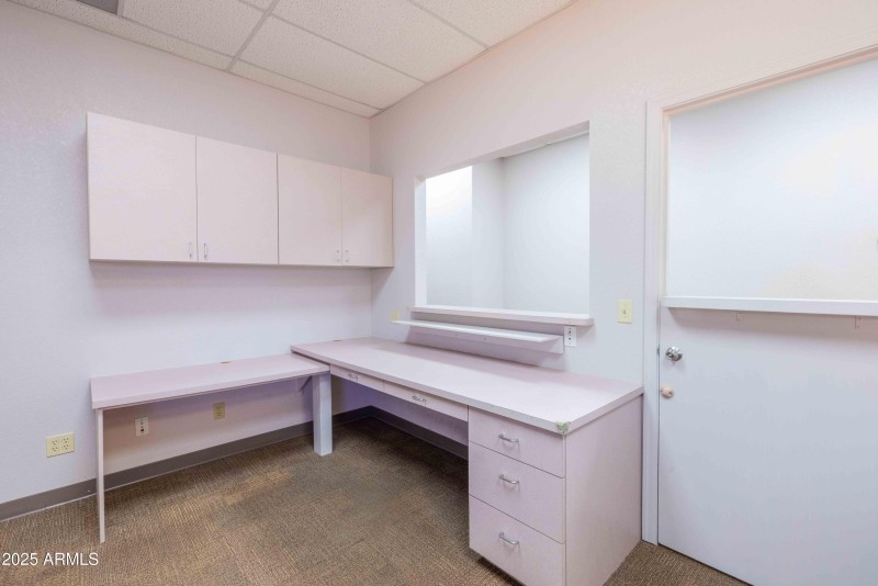 Suite 113-End Cap