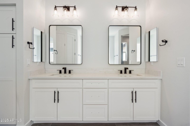 24-web-or-mls-13653-e-aloe-vera-dr