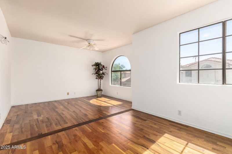 UPSTAIRS SECOND BEDROOM
