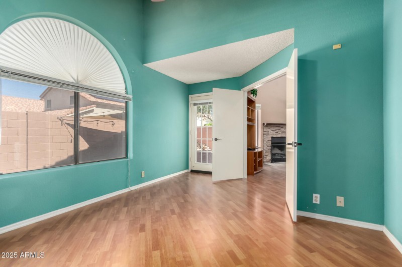 PRIMARY SUITE OFF LIVING ROOM