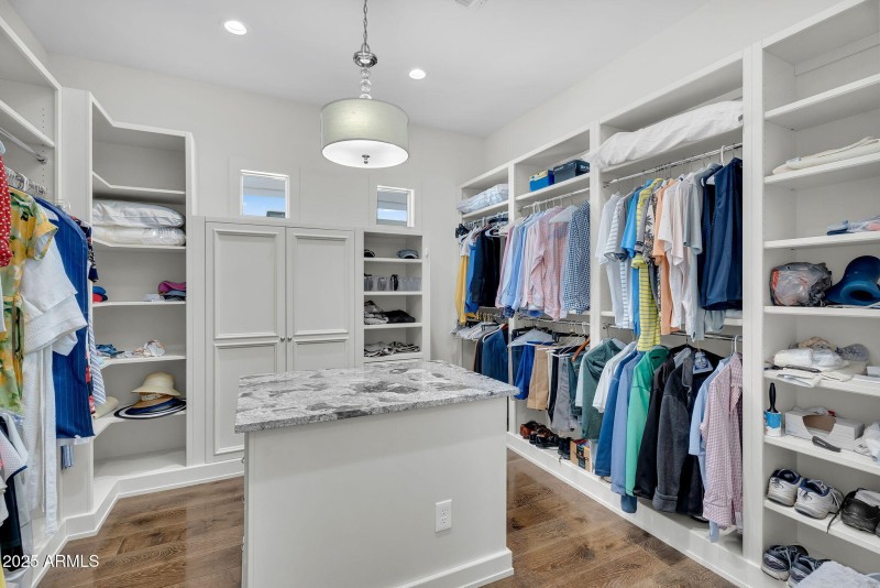 45-web-or-mls-North 39th-44