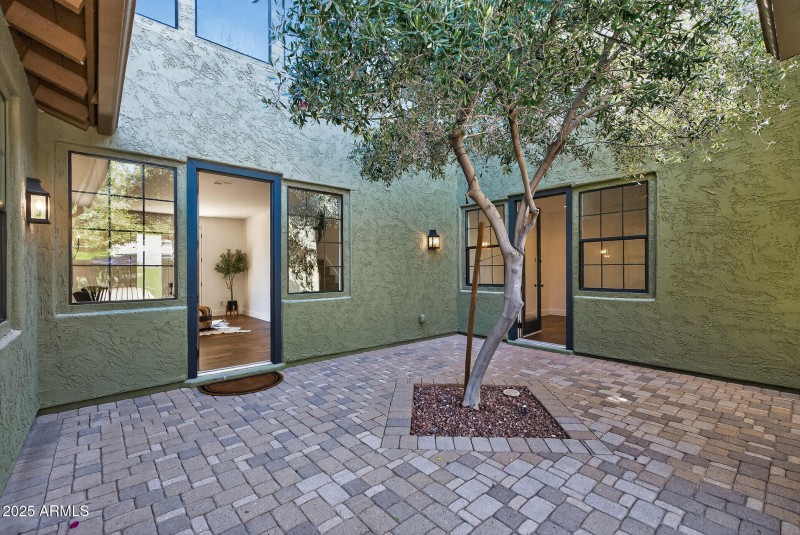 26_3428_N_Park_St26_mls