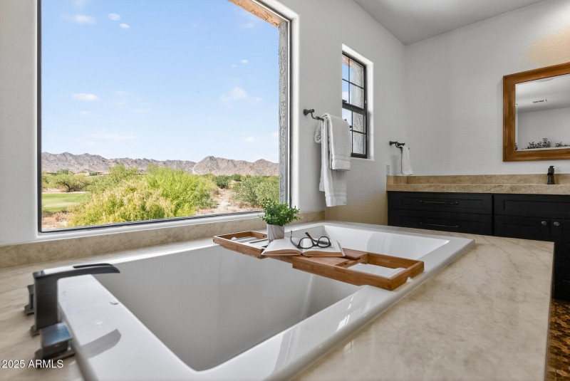 69_3428_N_Park_St69_mls