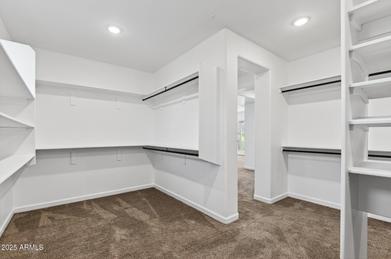 74_3428_N_Park_St74_mls