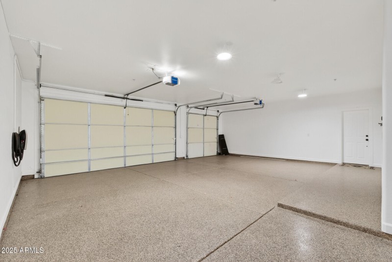 93_3428_N_Park_St93_mls