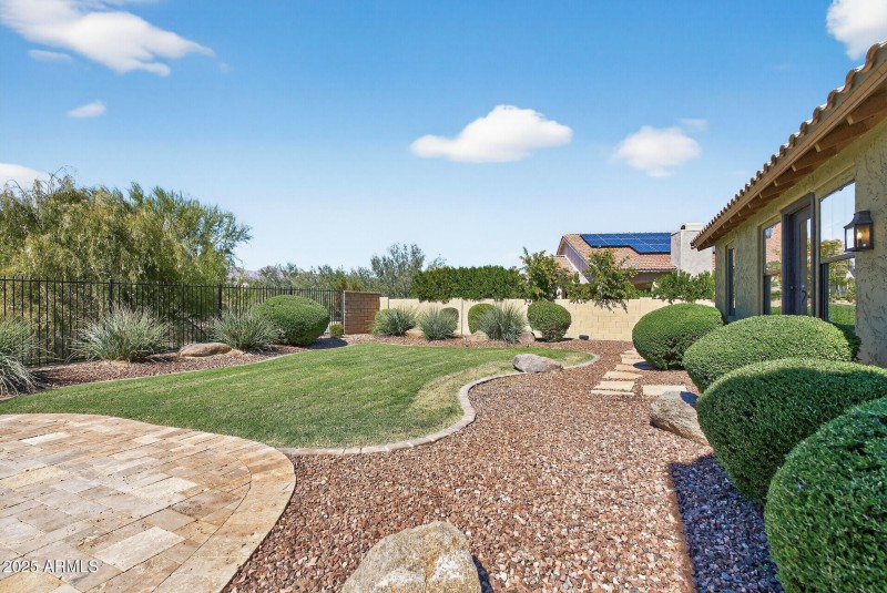 104_3428_N_Park_St104_mls