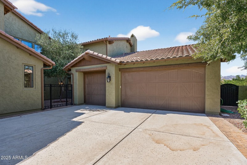 107_3428_N_Park_St107_mls