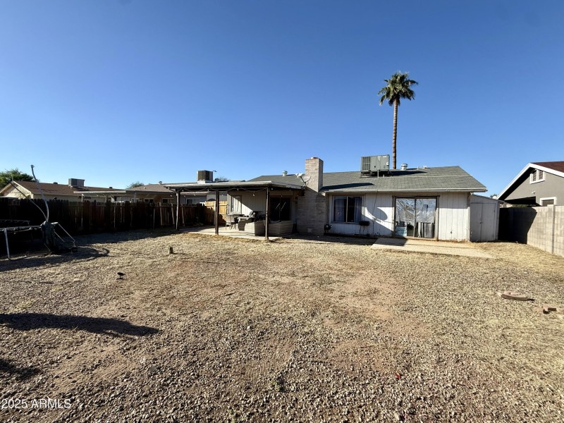 7211 W. Claremont St