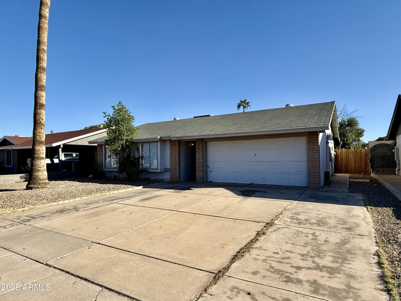 7211 W Claremont St.