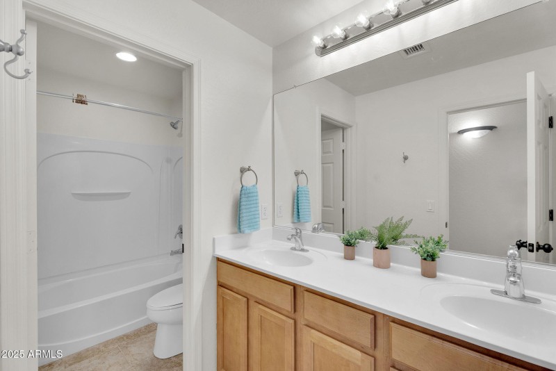 44-web-or-mls-Andre-40