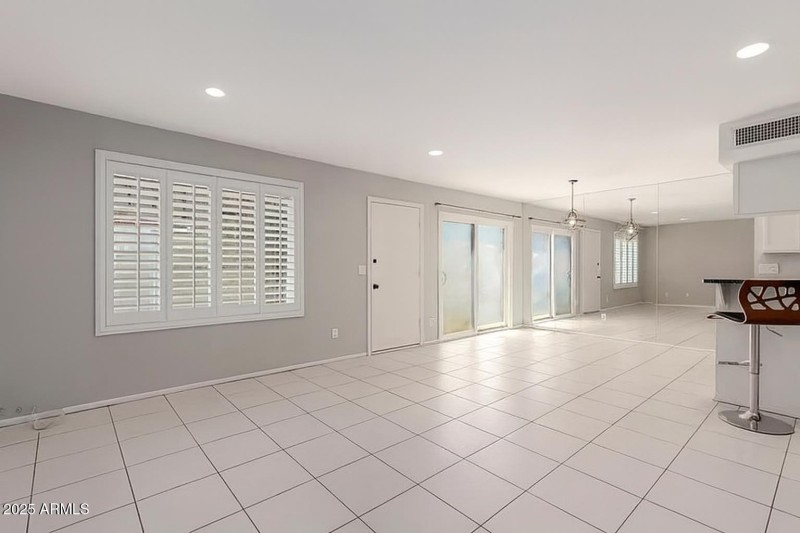 9d402dcb-634b-4e6c-b4e1-319f620f7940 2