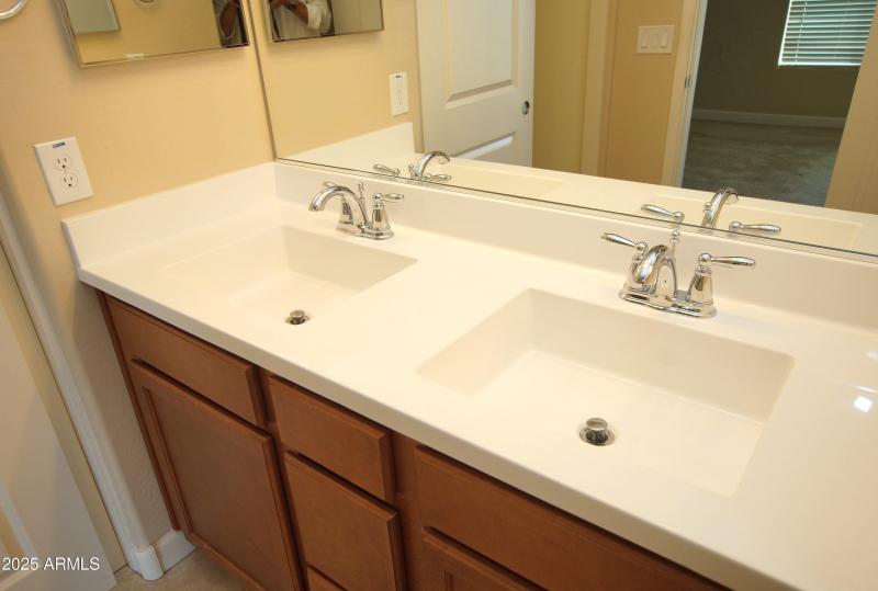 Double sinks