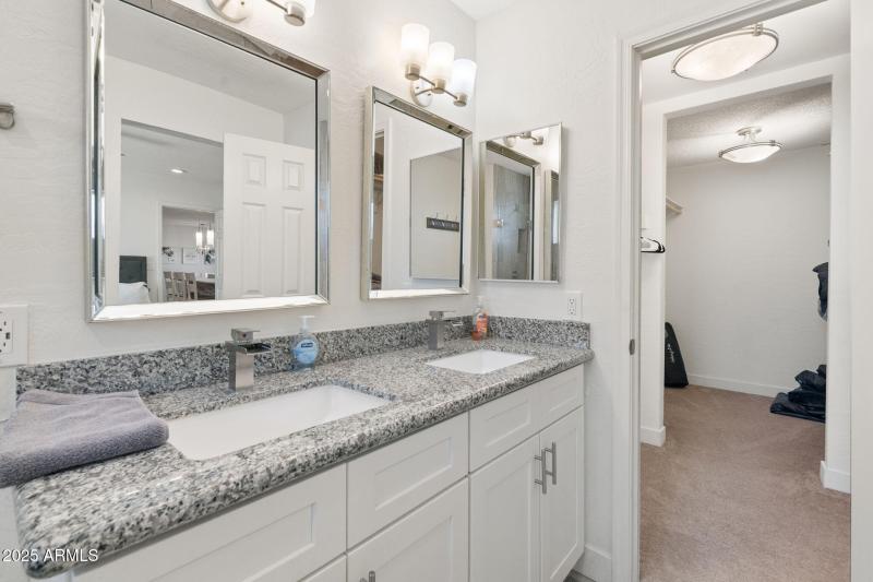 17-web-or-mls-Photo Oct 03 2025, 1 16 09