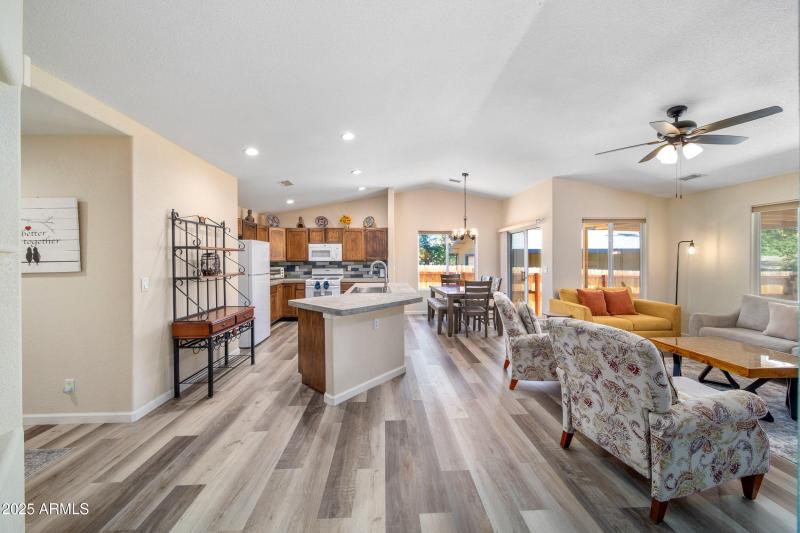 819 N 5th St-819 N 5th St-WDS_0030