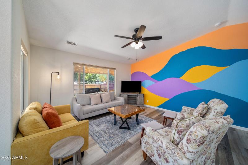 819 N 5th St-819 N 5th St-WDS_0049