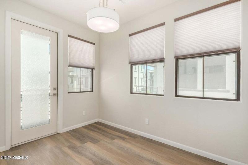 20230513053048167161000000-o