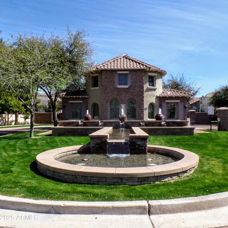 Lakes at Annecy Gated Entrance