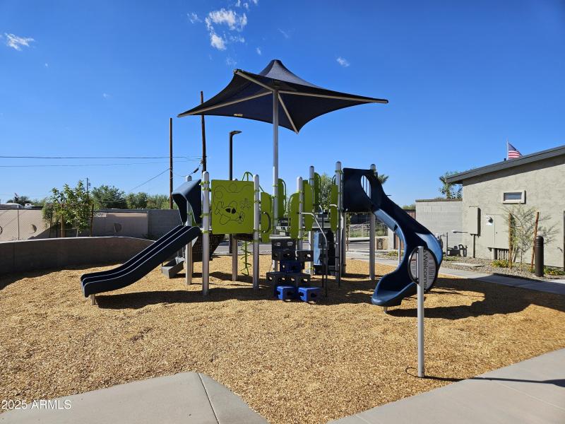 20251003_163250316_iOS