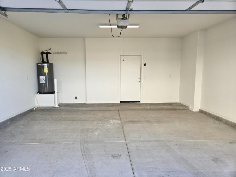 20251003_162457389_iOS