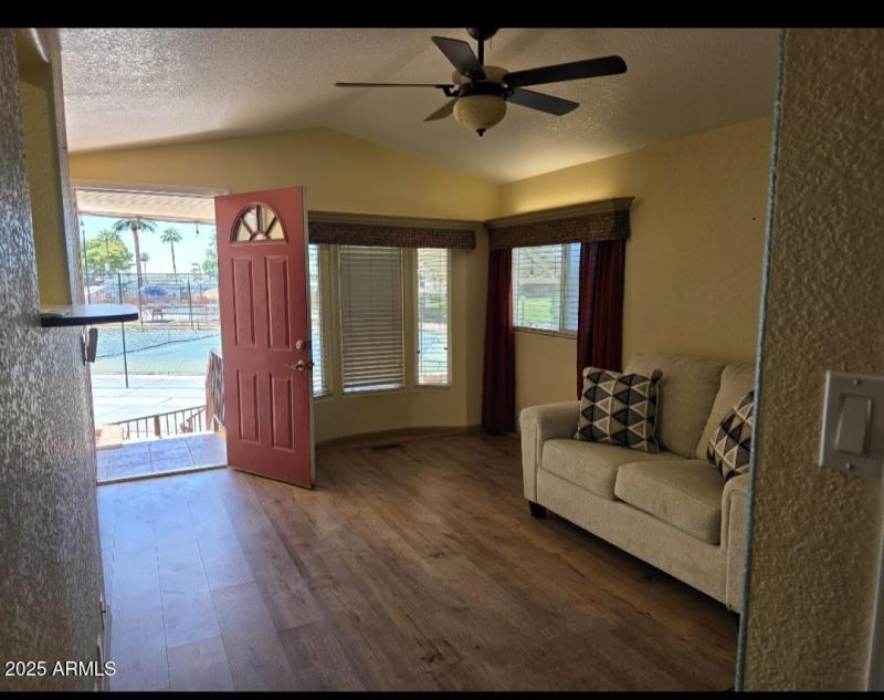 Screenshot_20251005_125343_Gallery