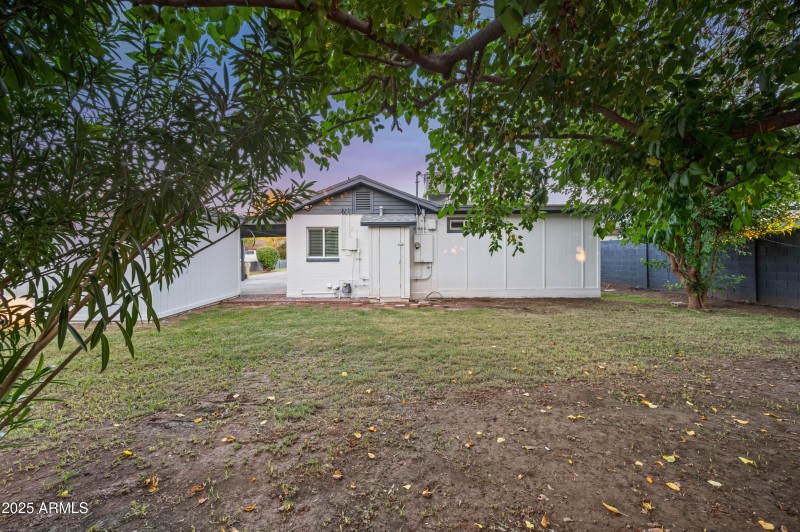 7528 N 60th Ave Glendale AZ 85301-14