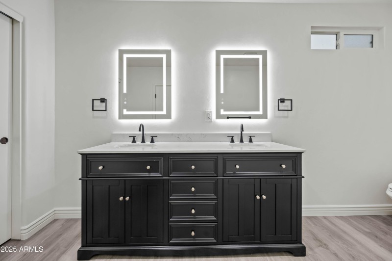 7528 N 60th Ave Glendale AZ 85301-29