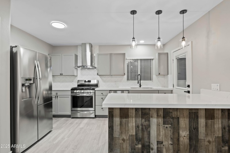 7528 N 60th Ave Glendale AZ 85301-38